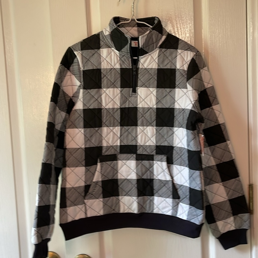 Fabkids black and white quarter zip